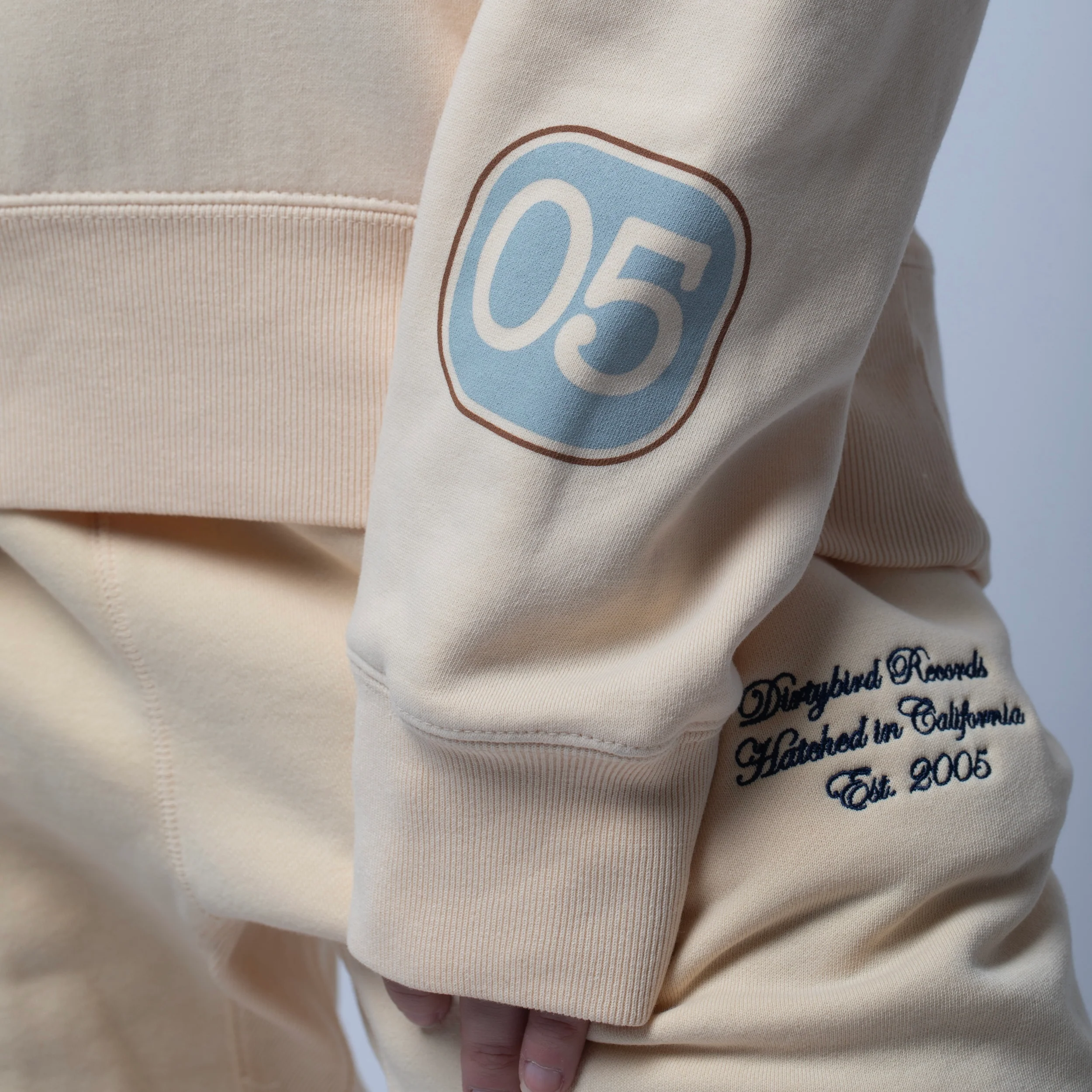 Western Crewneck - Image 5